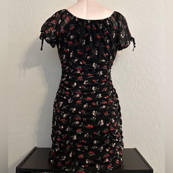 Floral dress - Picture 3 of 11